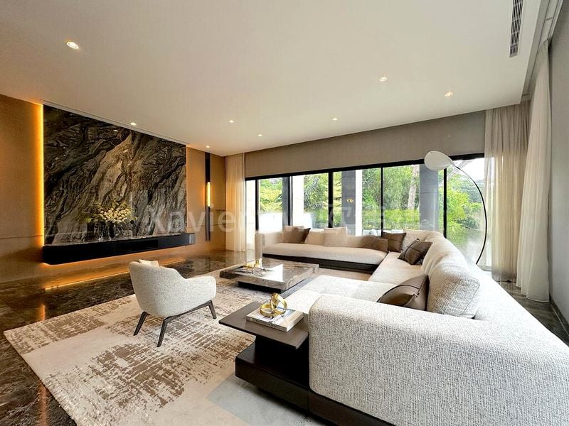 5 Bed Corner Terrace (Landed) for Sale in  Whitley Road - Image 1