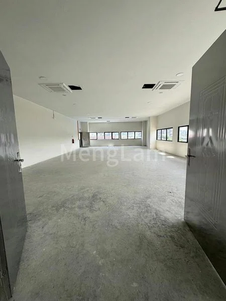 Factory / Workshop (B2) for Rent: Second Chin Bee Road - Image 3