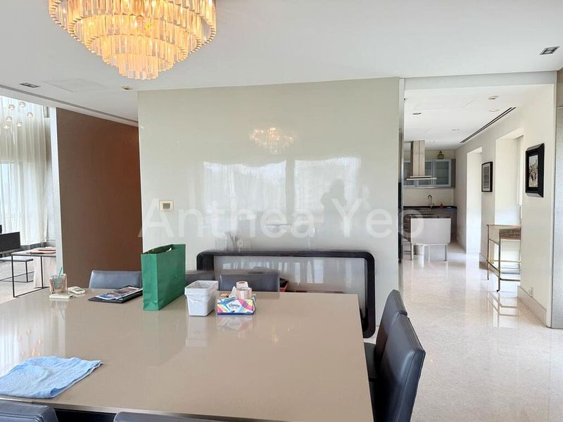 4 Bed Apartment (Condo) for Rent in  The Tomlinson - Image 2