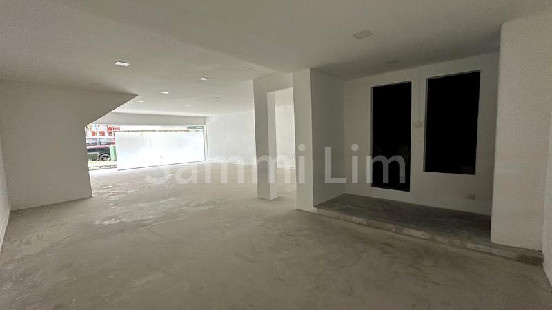 Shop / Shophouse for Sale: 92, Lorong 27 Geylang - Image 2