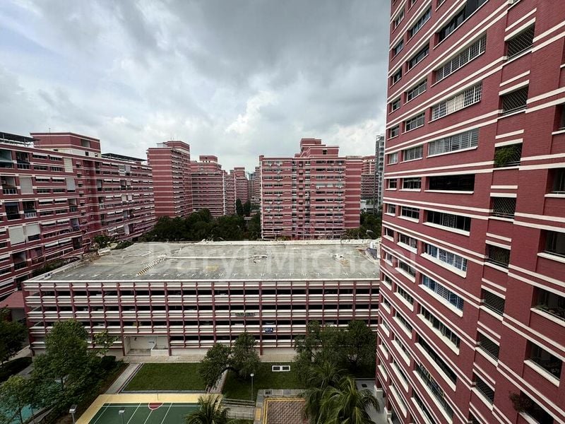 Executive HDB for Sale in  601 Elias Road - Image 3