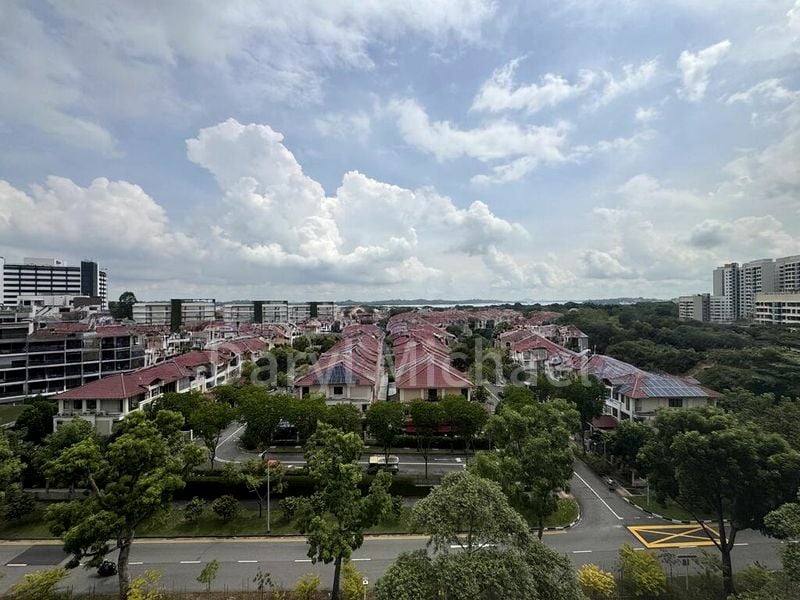 Executive HDB for Sale in  601 Elias Road - Image 1