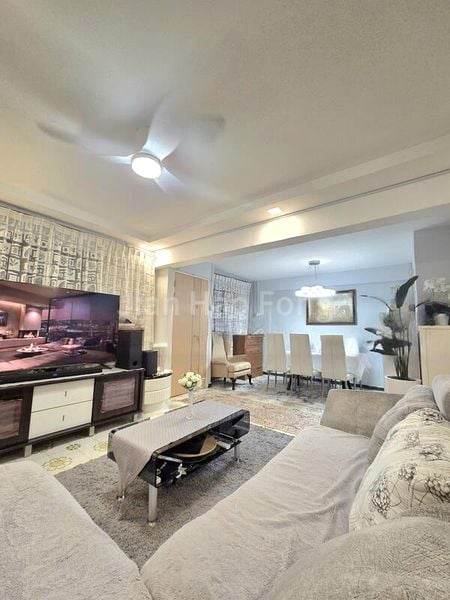 3 Room (3NG) HDB for Sale in  116 Hougang Avenue 1 - Image 1