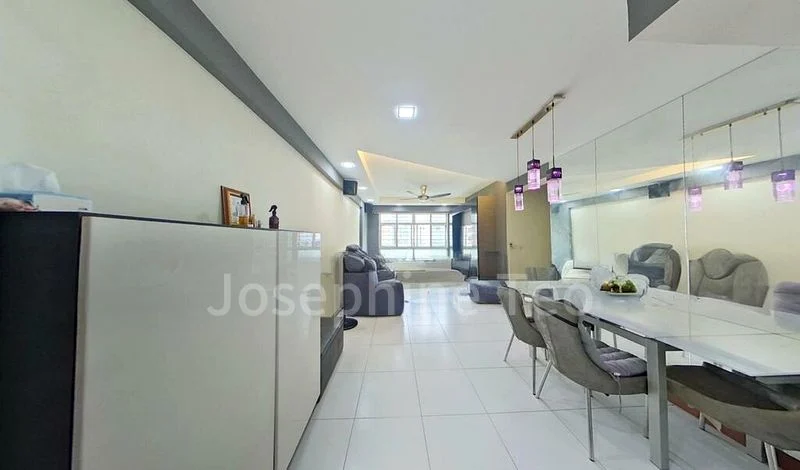 4 Room (4A) HDB for Sale in  426C Yishun Avenue 11 - Image 2