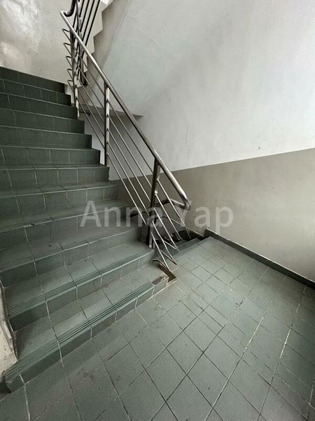 Light Industrial (B1) for Rent: Woodlands Loop - Image 5