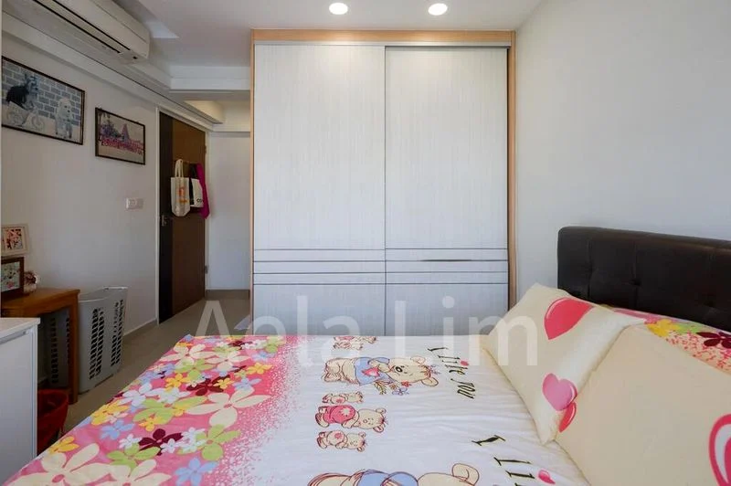 3 Room (3A) HDB for Sale in 53 Strathmore Avenue - Image 13