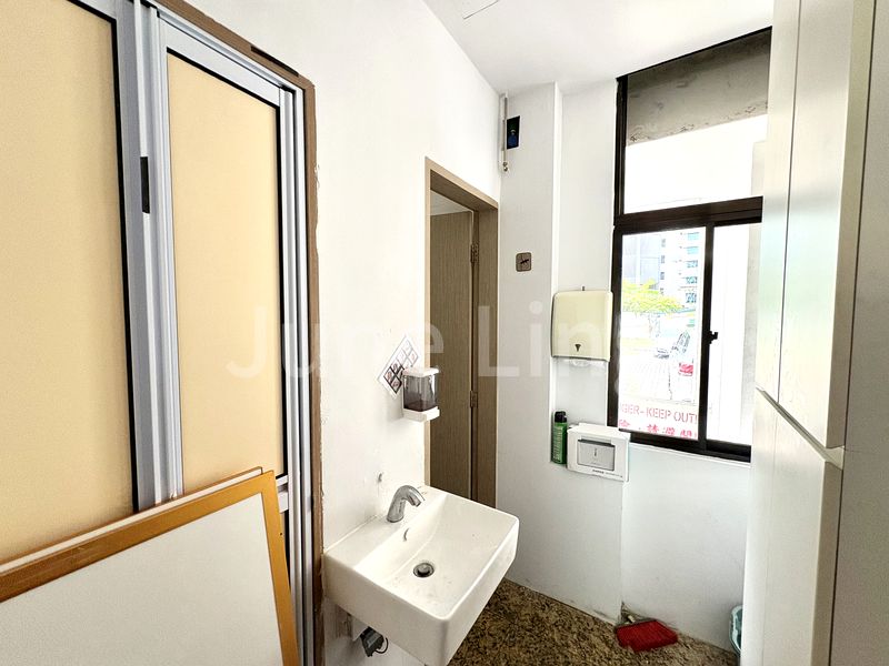 Shop / Shophouse for Sale in  Sims Vista - Image 8