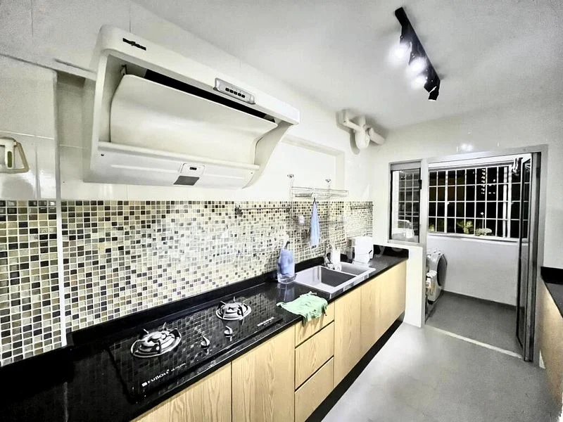 4 Room (4A) HDB for Sale in  211A Punggol Walk - Image 4