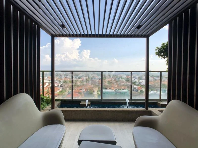 4 Bed Executive Condo for Sale in  The Topiary - Image 2