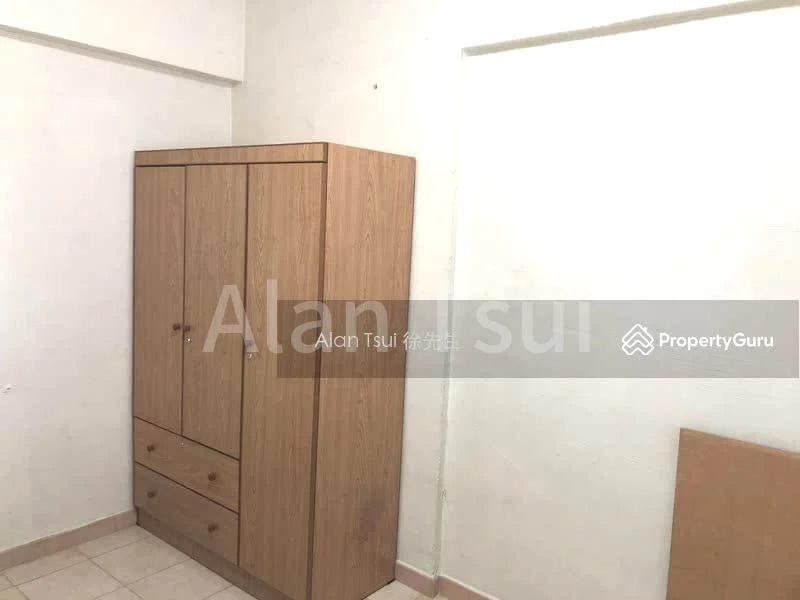 Common Room (HDB) for Rent in  104 Jalan Rajah - Image 2