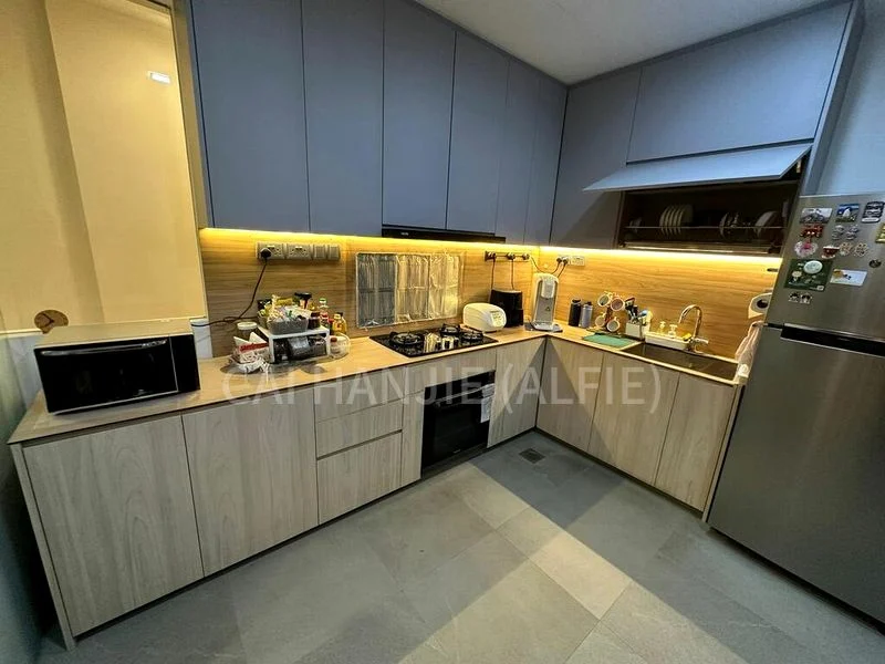 3 Bed Condo for Rent in Boonview - Image 6