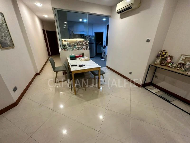 3 Bed Condo for Rent in Boonview - Image 5