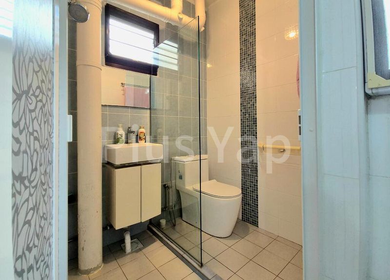 3 Room (3A) HDB for Sale in 284 Yishun Avenue 6 - Image 11