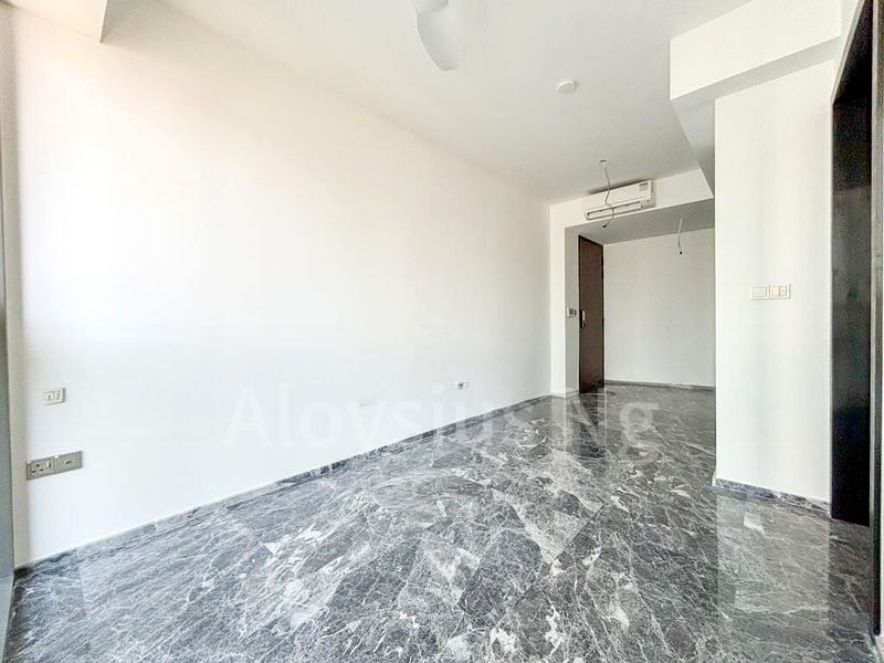 1 Bed Condo for Rent in  Newport Residences / Newport Tower - Image 1