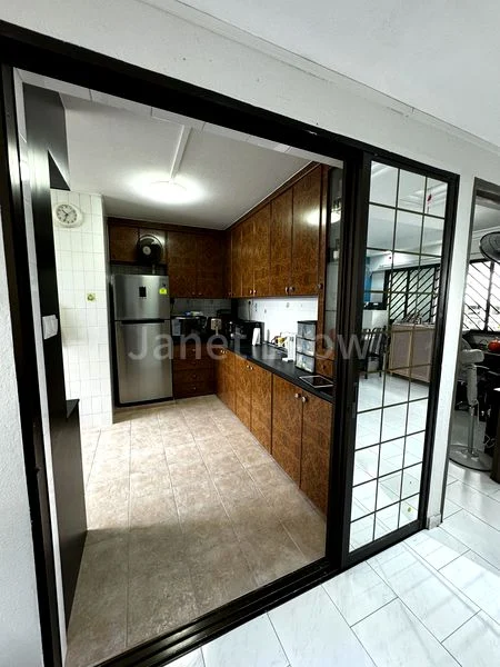 Maisonette HDB for Sale in 108 Teck Whye Lane - Image 7