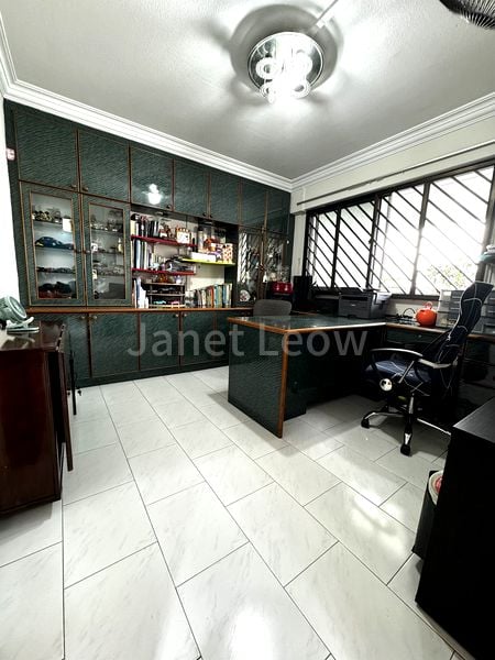 Maisonette HDB for Sale in 108 Teck Whye Lane - Image 4