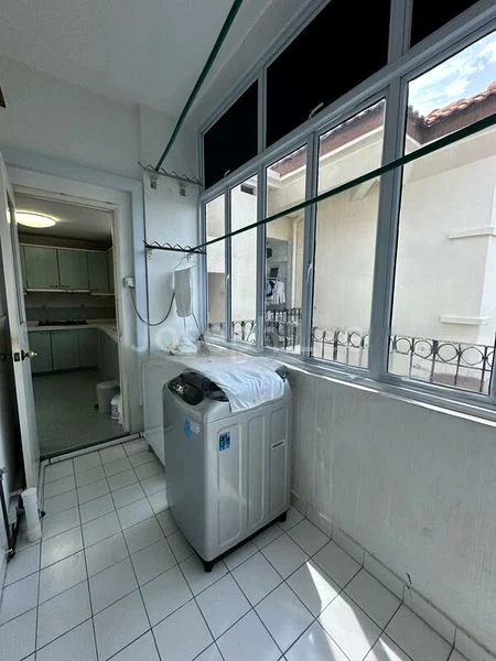 3 Bed Condo for Rent in  Estella Gardens - Image 12