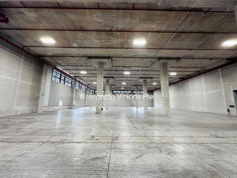 Warehouse for Rent: 50KN/SQM GROUND FLOOR; 11 DEDICATED Loading Bays, High Floor Load, Hi-Specs Warehouse off AYE. - Image 4