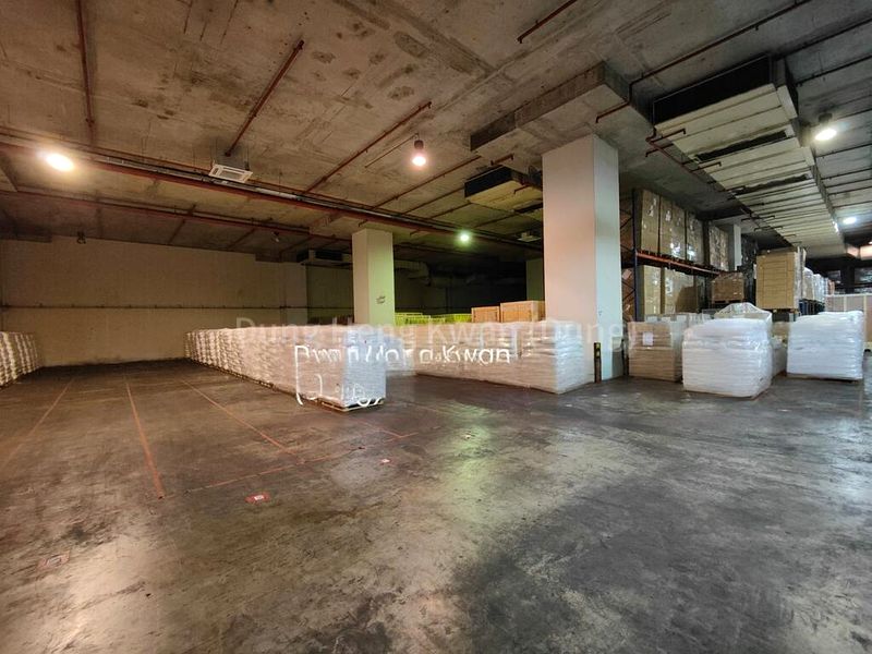 Warehouse for Rent:  Ramp Access | 40ft Loading Bays | High Ceilings - Image 1
