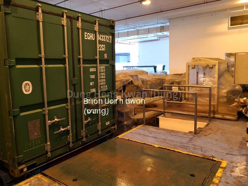 Warehouse for Rent:  Ramp Access | 40ft Loading Bays | High Ceilings - Image 13