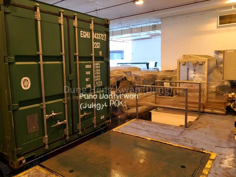 Warehouse for Rent:  Ramp Access | 40ft Loading Bays | High Ceilings - Image 19