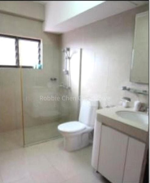 5 Bed Semi-Detached House (Landed) for Rent in  Regent Villas - Image 1