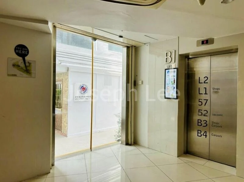 Other Retail for Sale: Thomson V Two - Image 1