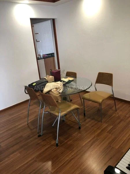 4 Room (4I) HDB for Rent in  276 Toh Guan Road - Image 3