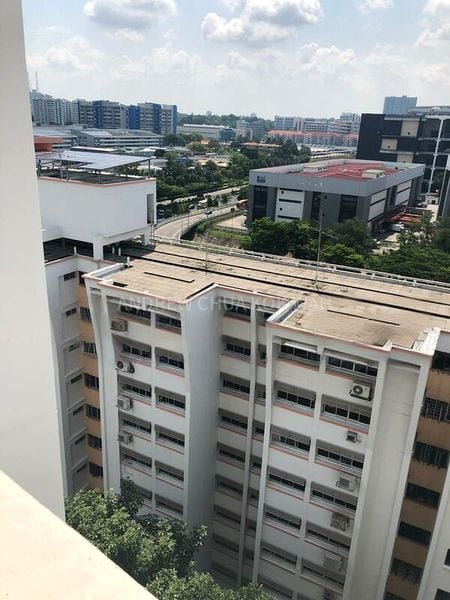 4 Room (4I) HDB for Rent in  276 Toh Guan Road - Image 1