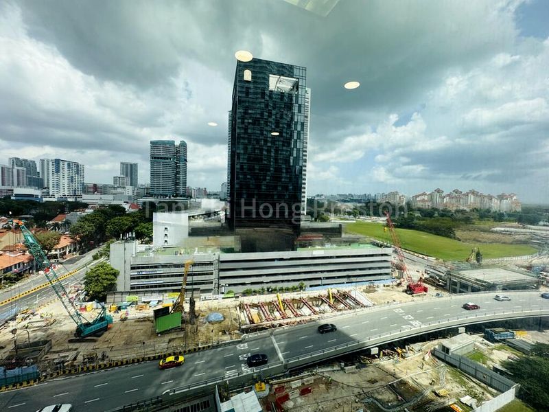 Office for Rent: Gateway East - Image 4