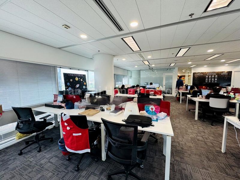 Office for Rent: Gateway East - Image 7