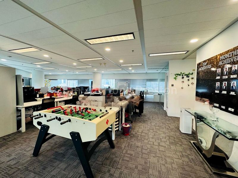 Office for Rent: Gateway East - Image 10