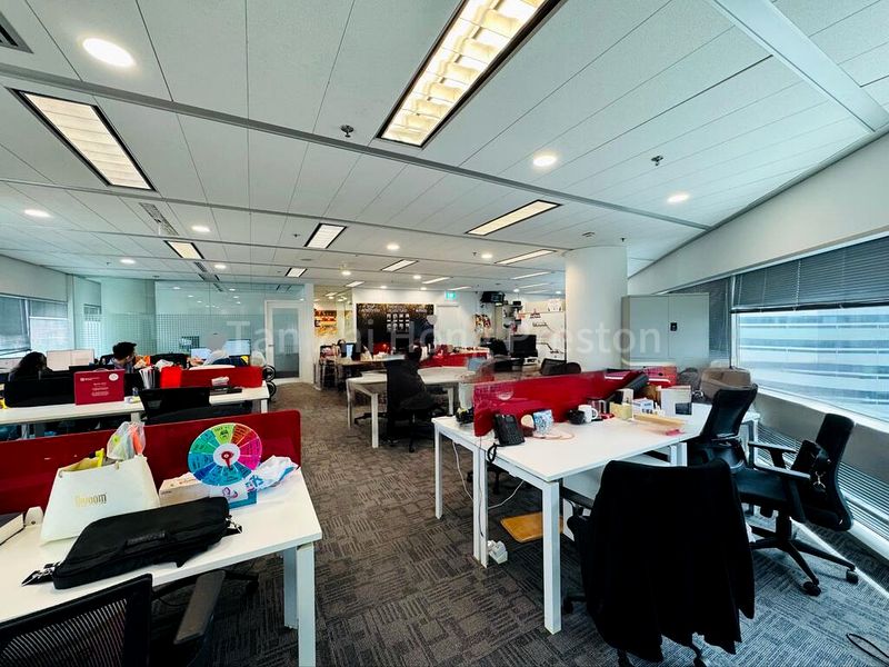 Office for Rent: Gateway East - Image 8