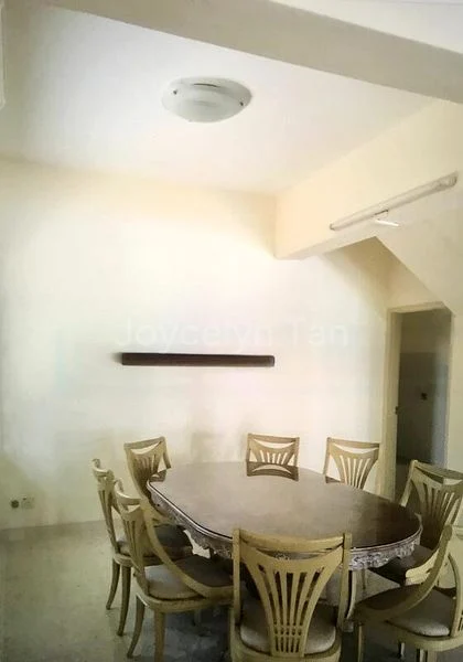 5 Bed Semi-Detached House (Landed) for Rent in  Sennett Estate - Image 9