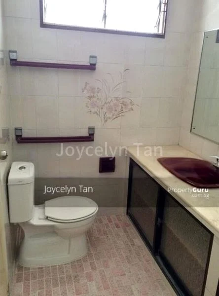 5 Bed Semi-Detached House (Landed) for Rent in  Sennett Estate - Image 10