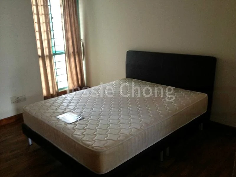 2 Bed Condo for Rent in  Hazel Park Condominium - Image 3