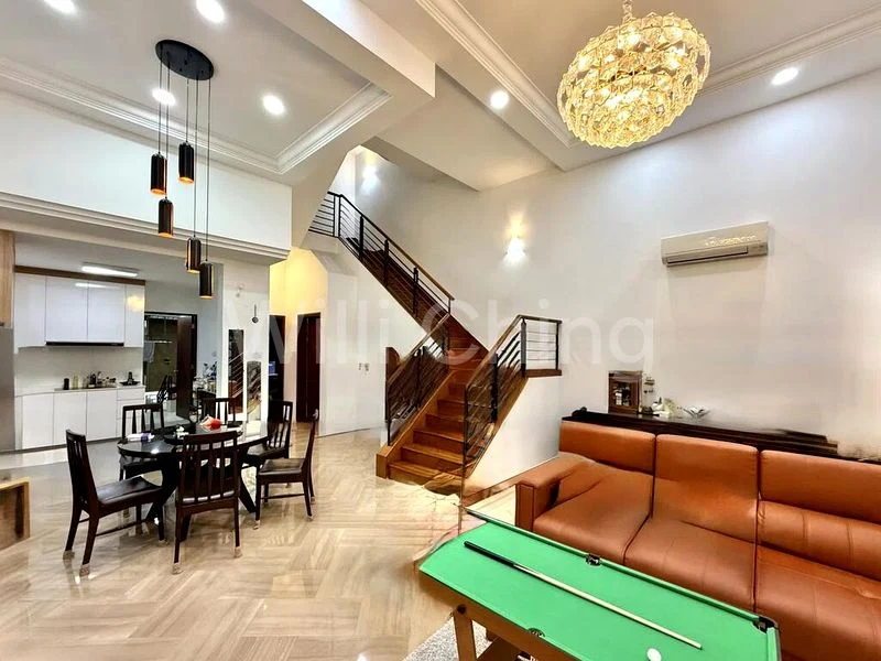 5 Bed Terraced House (Landed) for Sale in  Henley Gardens - Image 8