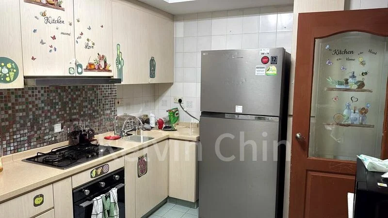 4 Bed Apartment (Condo) for Rent in  Tiara - Image 5
