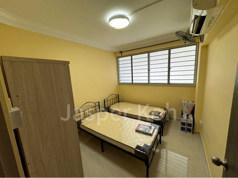 Common Room (HDB) for Rent in 248 Kim Keat Link - Image 1