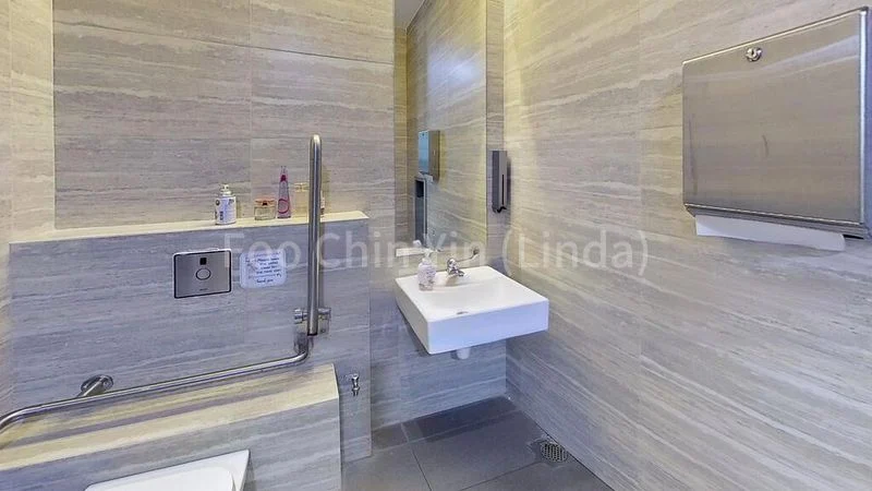 Office for Rent: Walking Distance to MRT, Gym, Fitness Club - Image 4