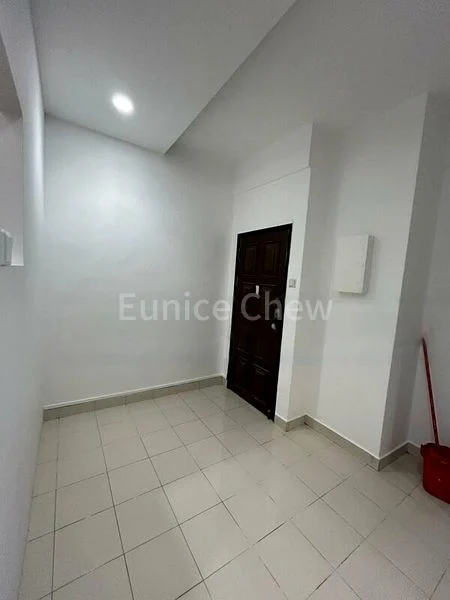 Master Room (Condo) for Rent in  Far Horizon Garden - Image 15