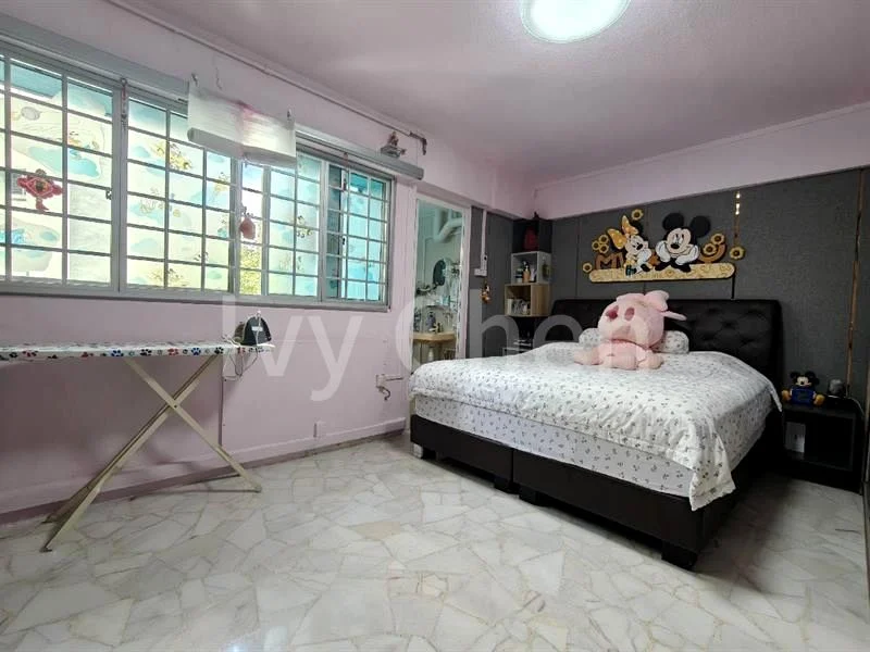 5 Room (5I) HDB for Sale in 178 Woodlands Street 13 - Image 1