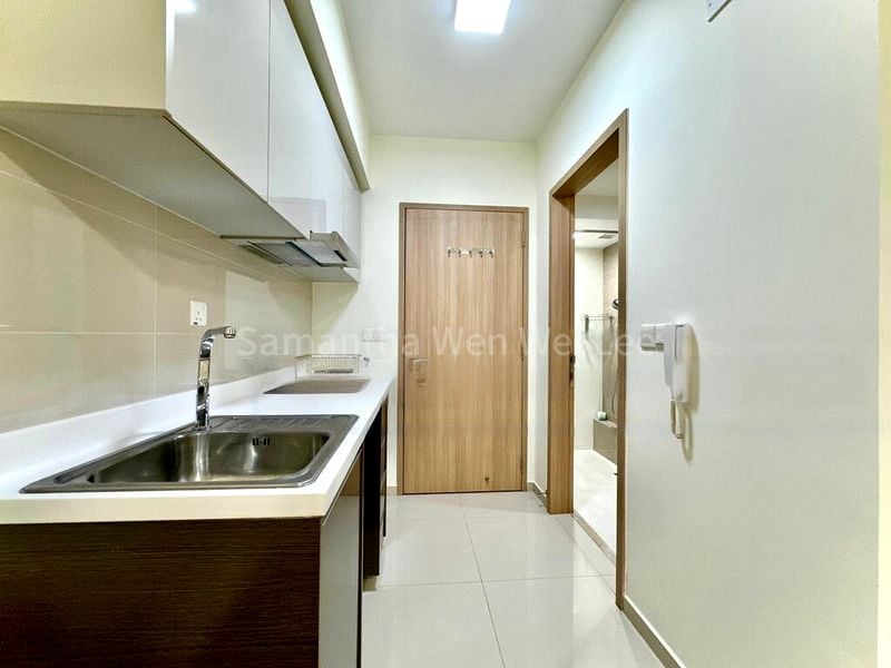 Master Room Executive Condo for Rent in  Twin Fountains - Image 4