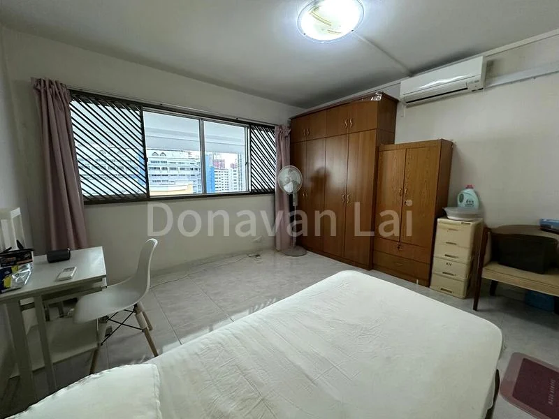 Common Room (HDB) for Rent in  131 Bukit Batok West Avenue 6 - Image 14