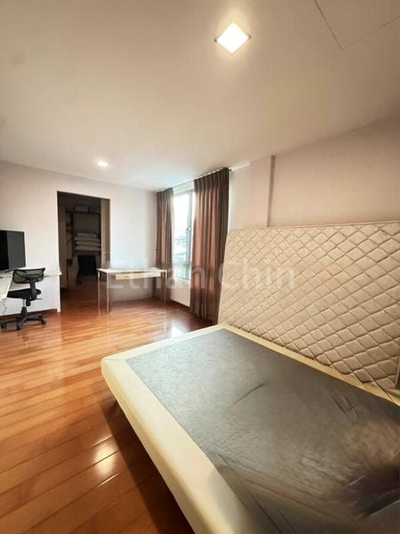 6 Bed Corner Terrace (Landed) for Sale in  Hillside Drive - Image 15