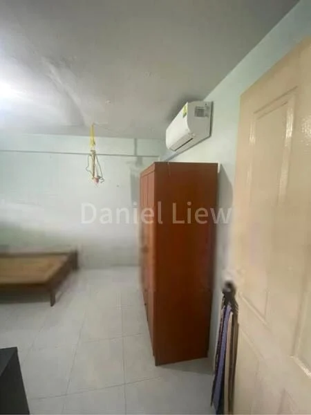 3 Room (3I) HDB for Rent in  2 Jalan Bukit Ho Swee - Image 1