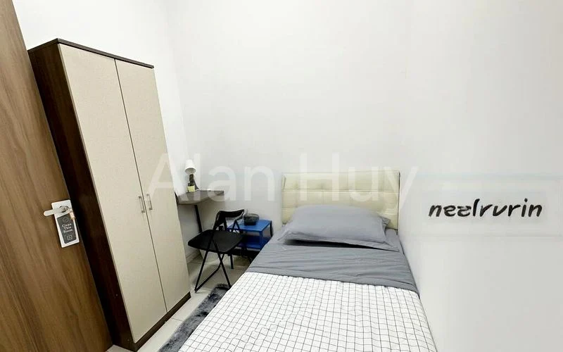 Room (Condo) for Rent in Astoria Park - Image 4