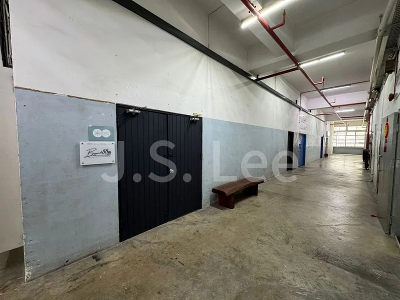 Light Industrial (B1) for Sale in  Mayfair Industrial Building - Image 1