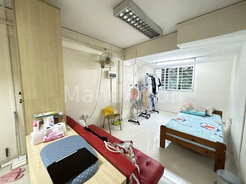 3 Room (3S) HDB for Rent in 163 Ang Mo Kio Avenue 4 - Image 1