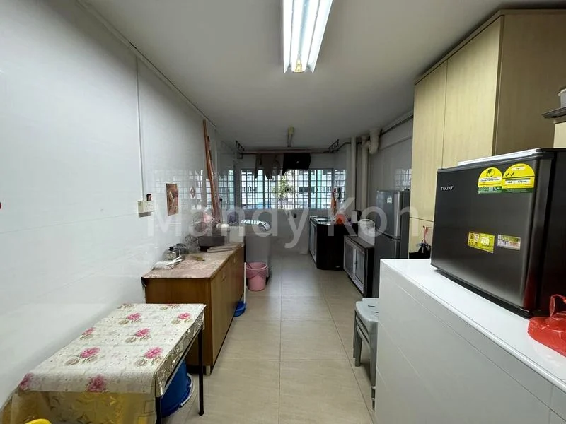 3 Room (3S) HDB for Rent in 163 Ang Mo Kio Avenue 4 - Image 4